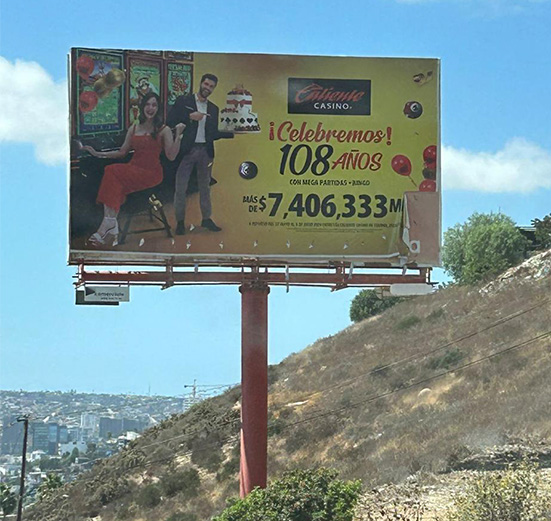 Espectaculares, Parabuses